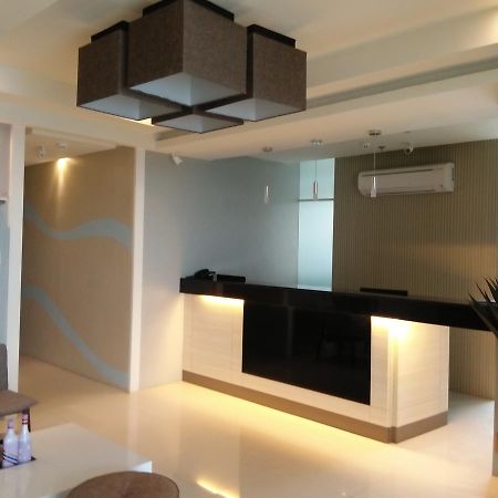 Win Hotel & Casino Talisay  Eksteriør billede